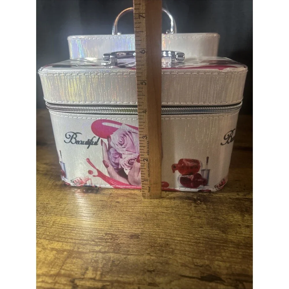 Makeup Travel Bag Set Of 3 Stacking Zippered Bags BEAUTIFUL Roses Nail Polish